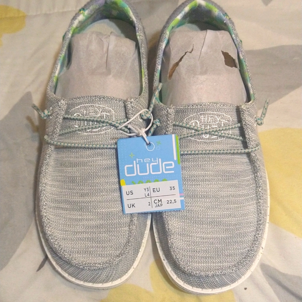 NIB Wendy Youth Stretch Pearl River Size 3 youth 4 ladies